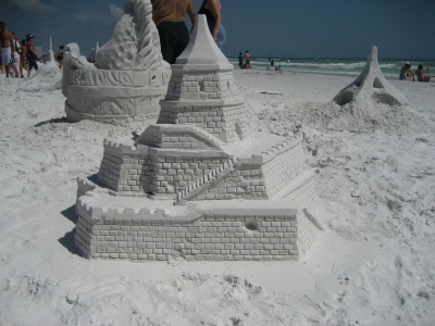 sand_castles_on_siesta_key_beach_002_400