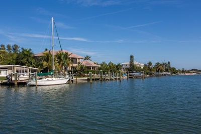 Siesta Key Waterfront Homes for Sale