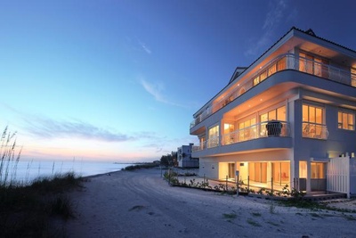 Siesta Key Beachfront Homes for Sale