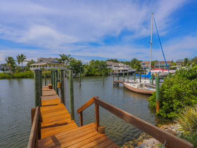 Siesta Key Canal Homes for Sale